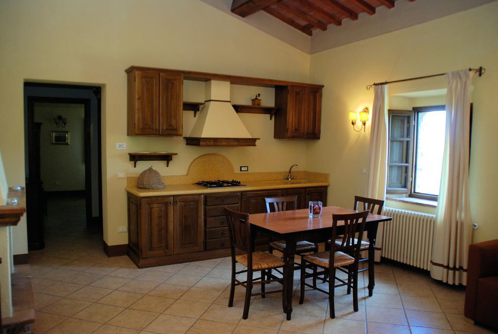 Relais Guado Al Sole Hotel Pomarance Exterior photo